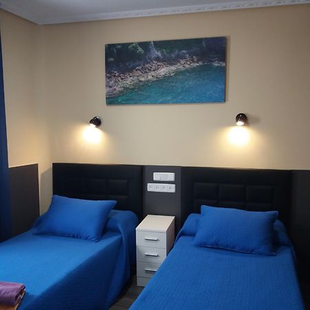 Hostal Numancia Мадрид Екстериор снимка