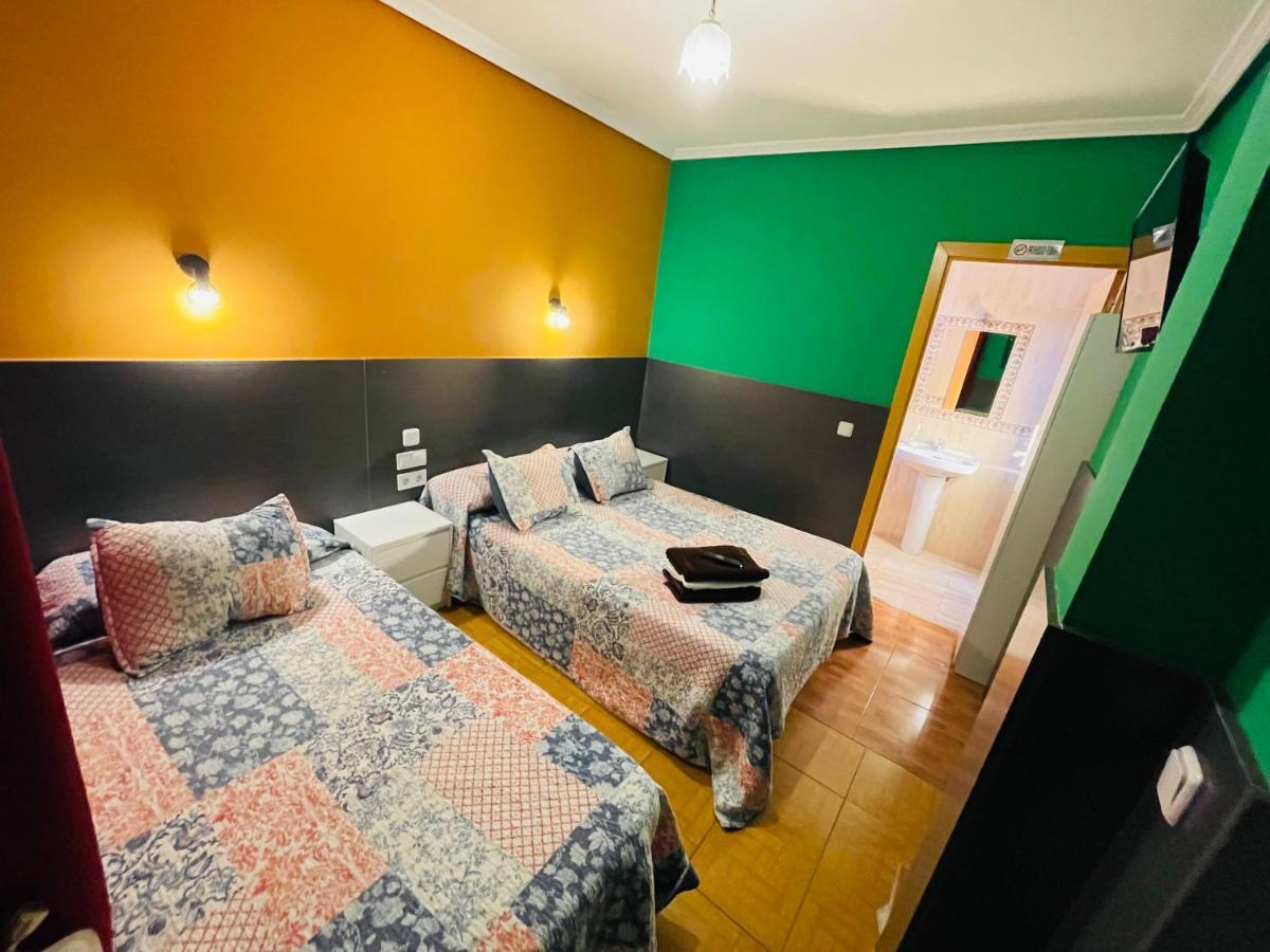 Hostal Numancia Мадрид Екстериор снимка