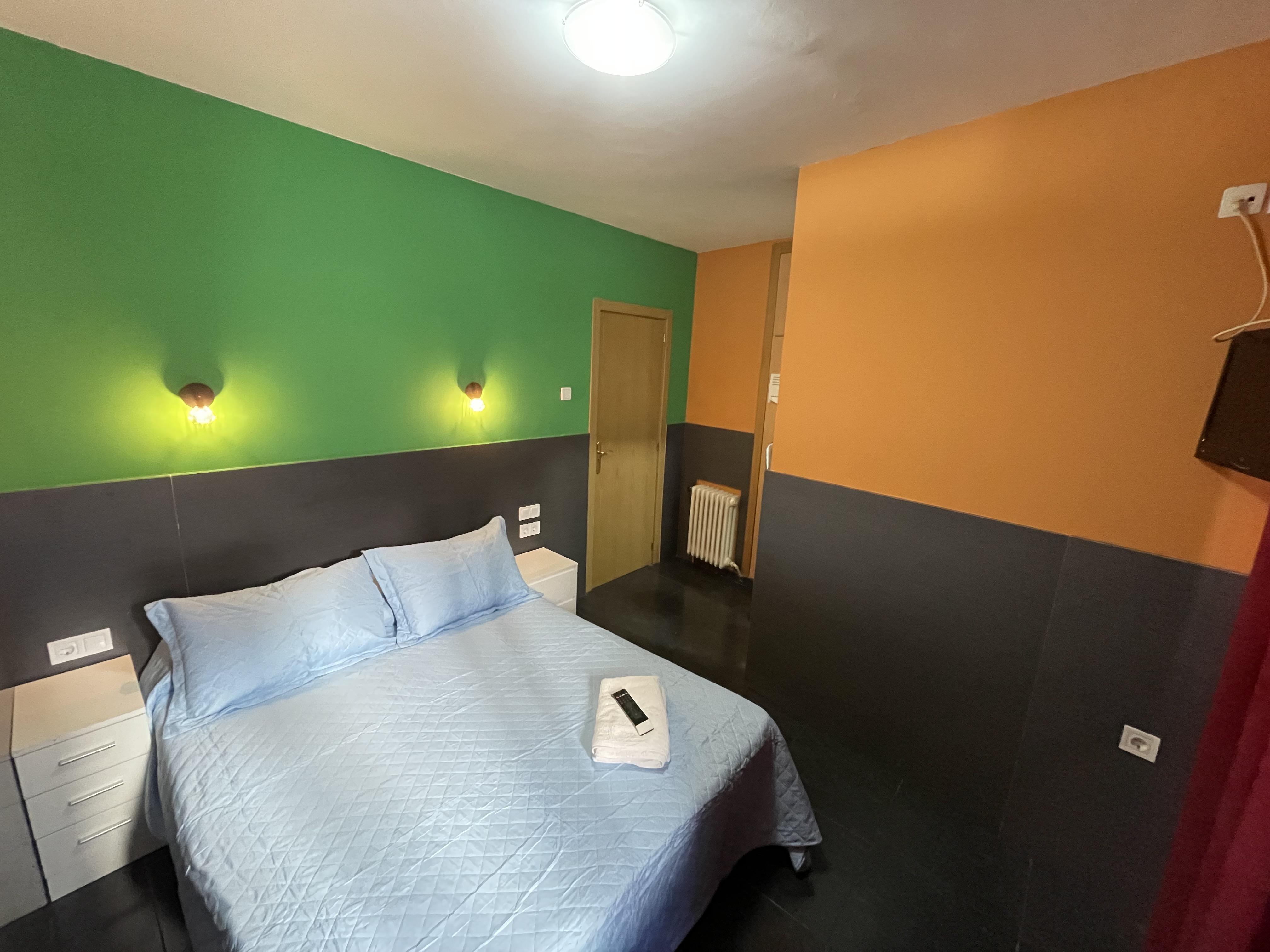 Hostal Numancia Мадрид Екстериор снимка