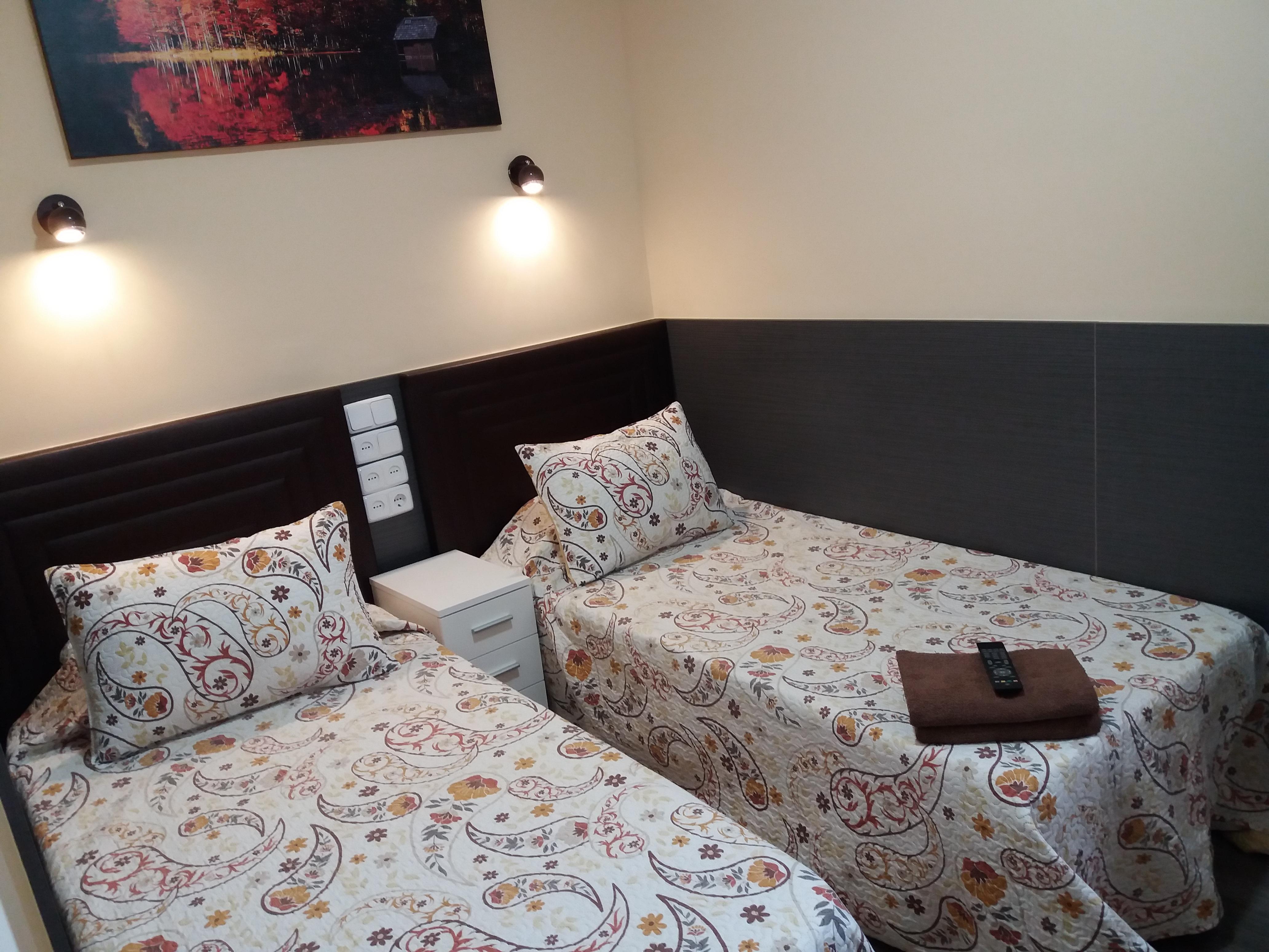 Hostal Numancia Мадрид Екстериор снимка