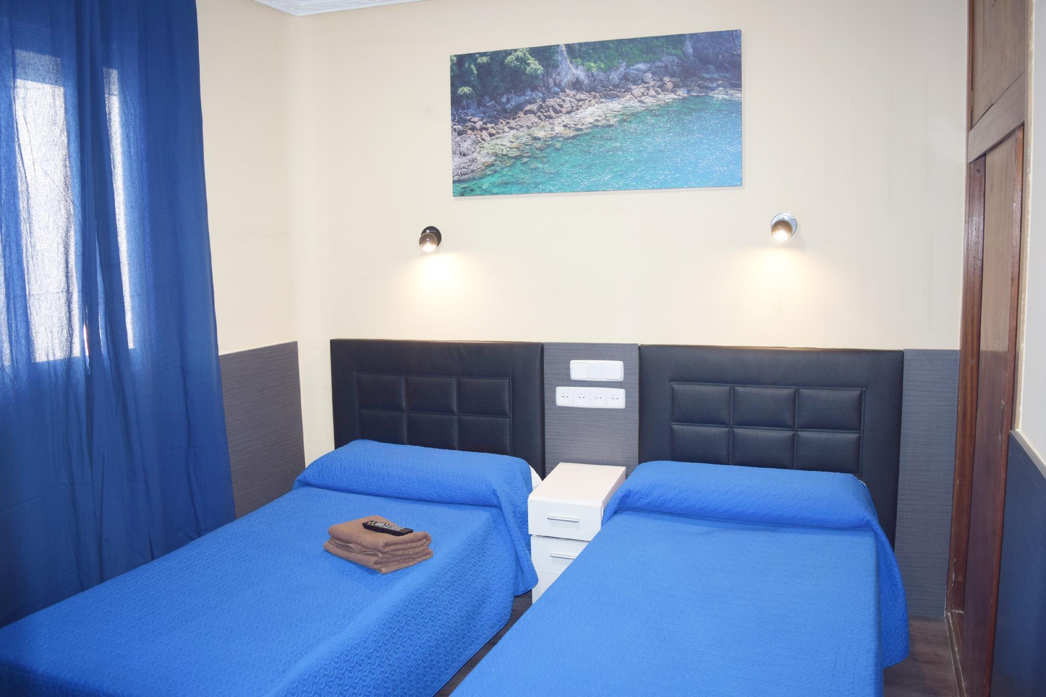 Hostal Numancia Мадрид Екстериор снимка